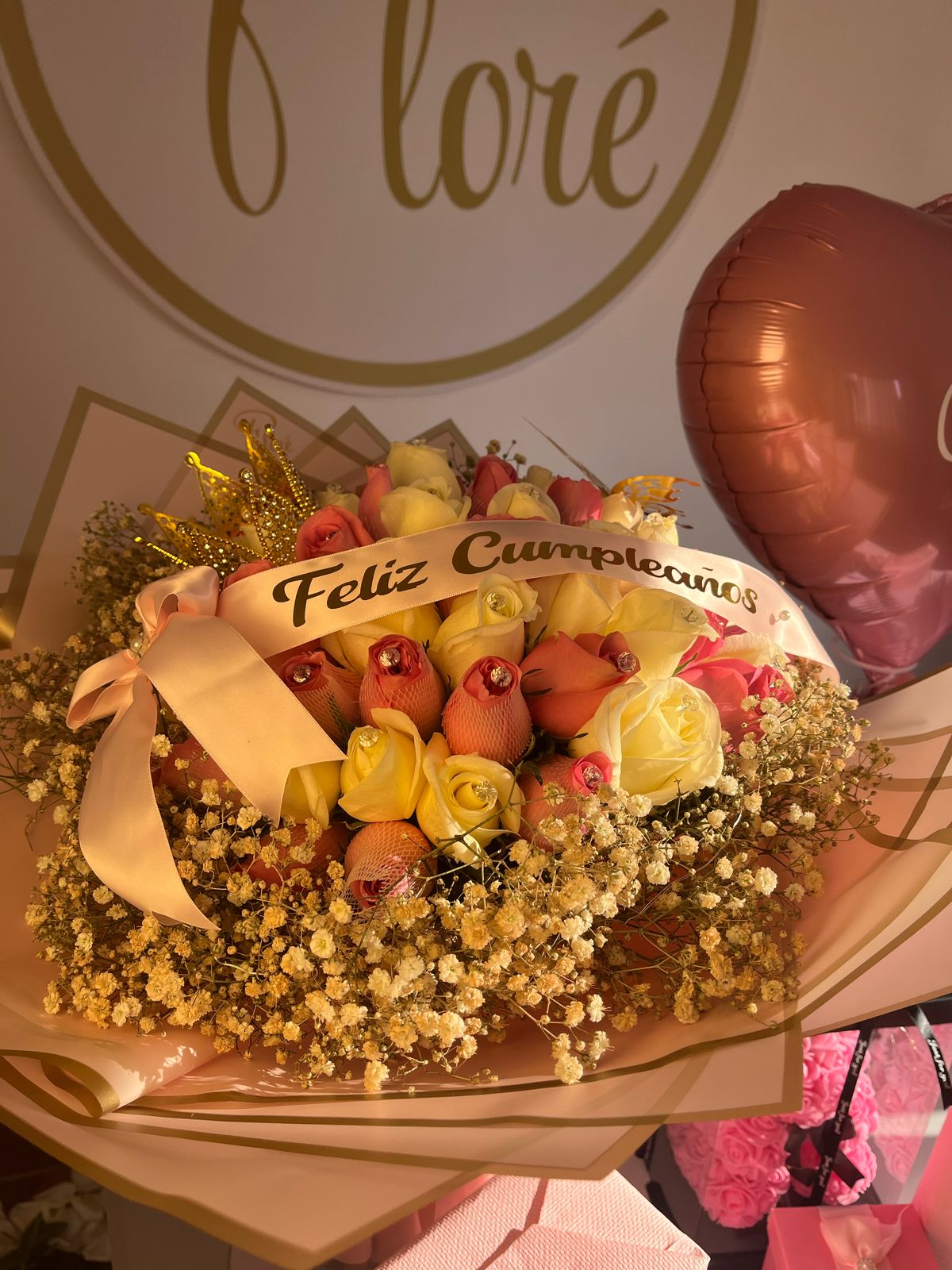 Buchón de 50 rosas💐