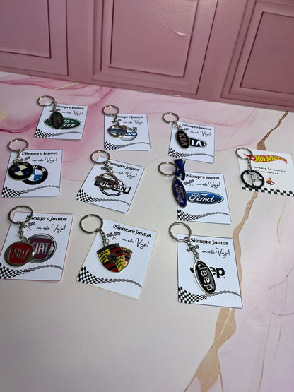 LLAVEROS METÁLICOS DE AUTOS